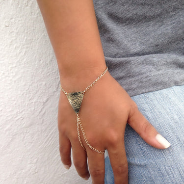 handcrafted gold hand piece for women. sexy minimalist jewelry
