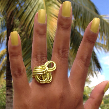 Light green color anodized aluminum wire wrap ring. 
